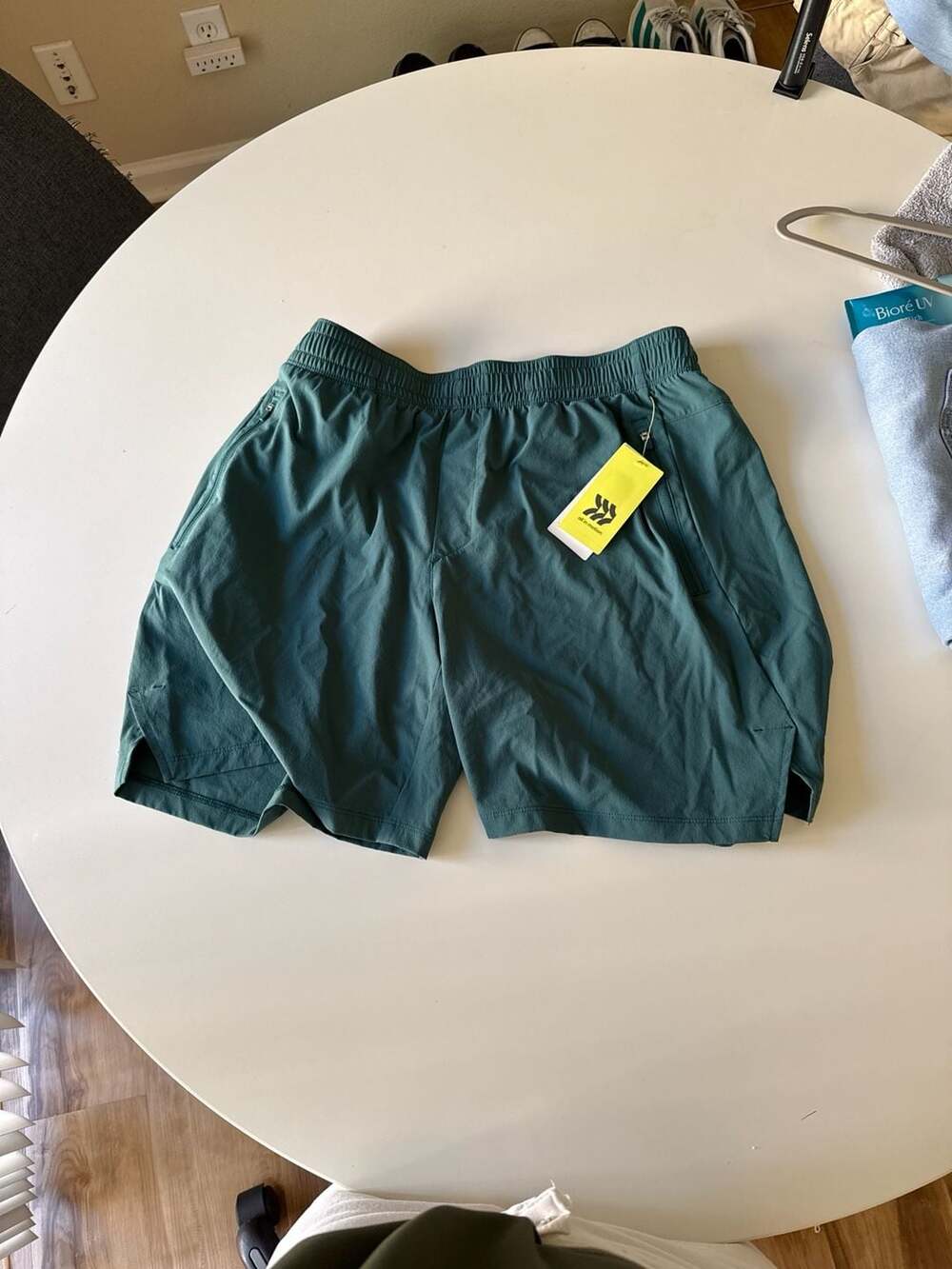 All in Motion Men's 7" Stretch Woven Shorts Teal Blue Size Medium